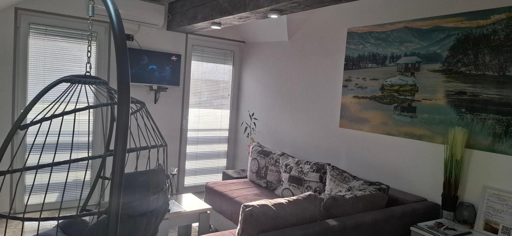 באינה באשטה Apartments Ivanovic Center City מראה חיצוני תמונה