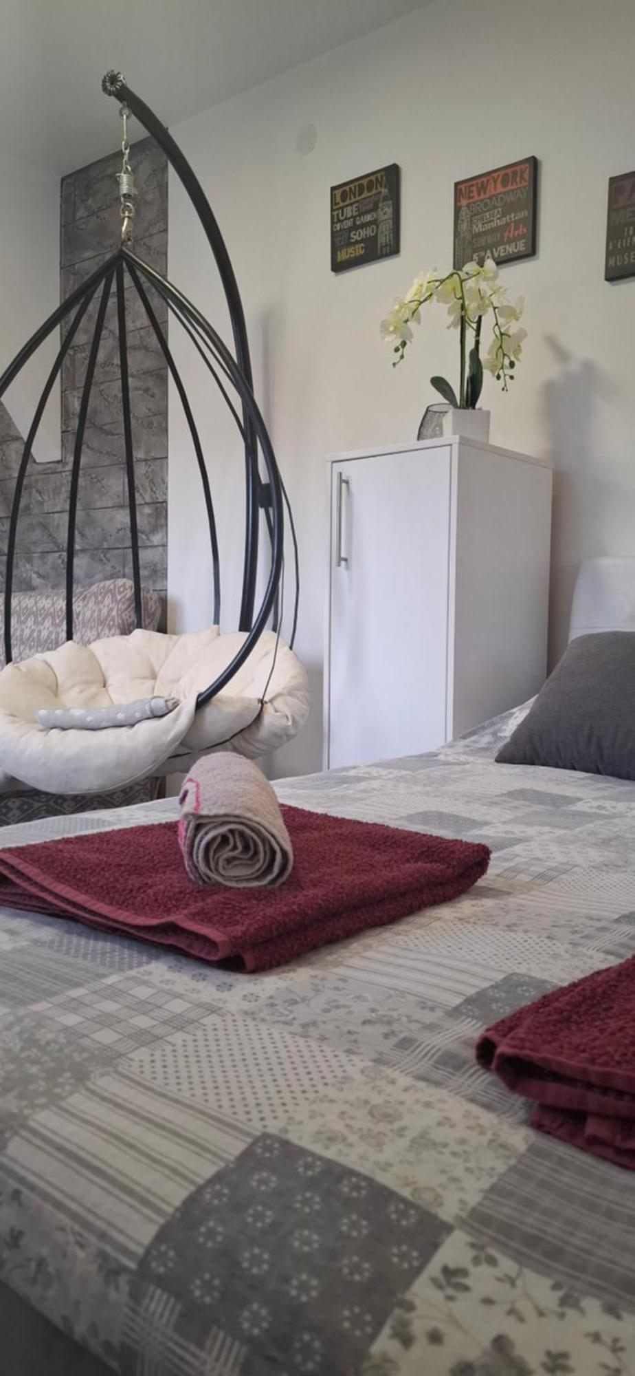 באינה באשטה Apartments Ivanovic Center City מראה חיצוני תמונה