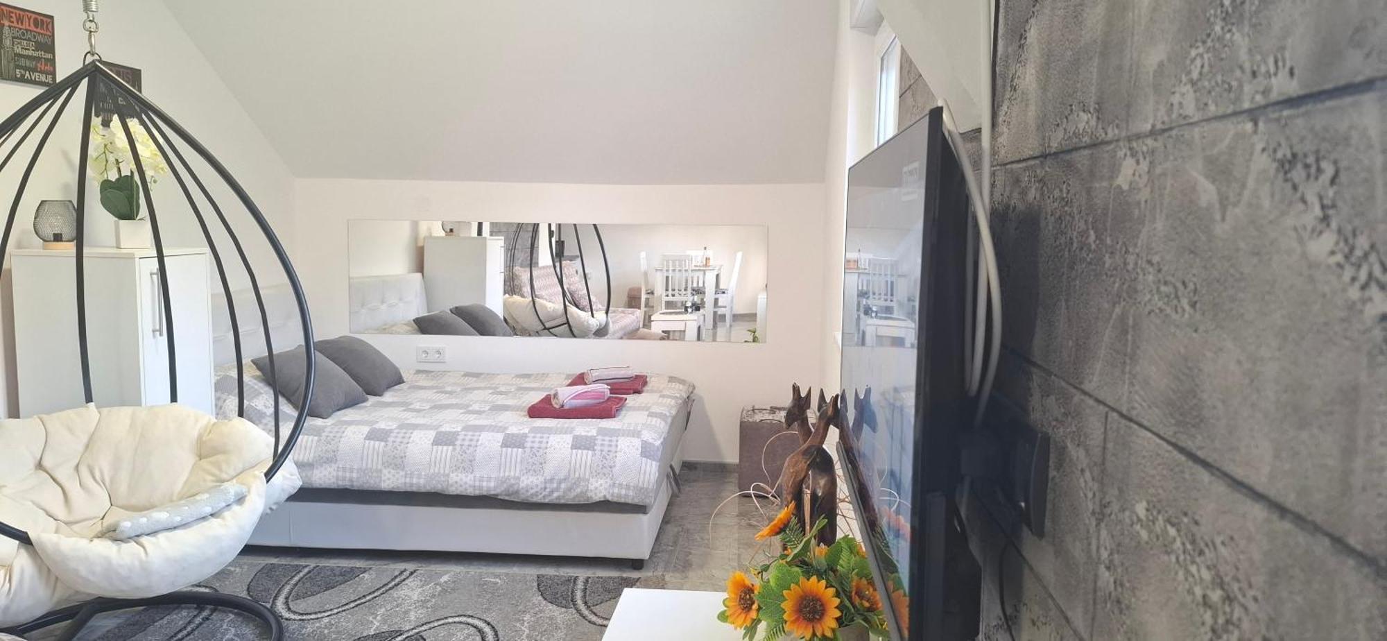 באינה באשטה Apartments Ivanovic Center City מראה חיצוני תמונה
